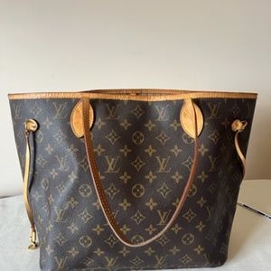 Pre- Loved Authentic Louis Vuitton Neverfull MM